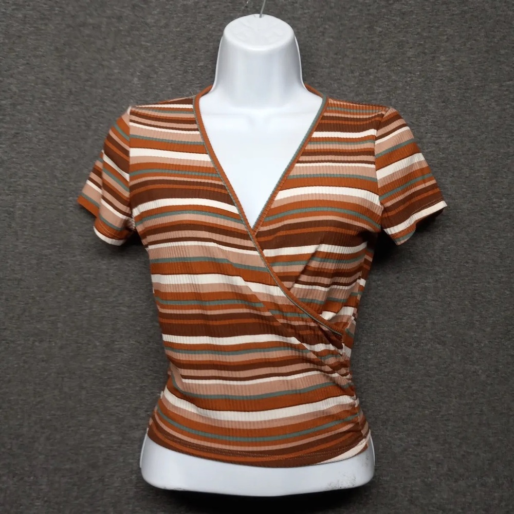 Rebellious Dreamer - T-shirt - Women's size S - Short sleeve, v-neck, striped
